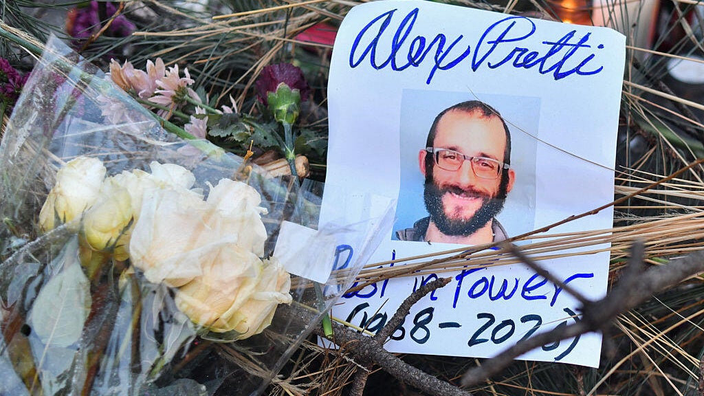 Alex Pretti's parents to hold first press conference since his killing by Border Patrol agents — White Bear Lake Health news