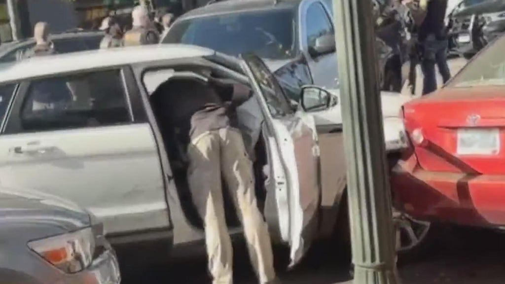 4 men arrested after "traveling dangerously" across Minneapolis in stolen car, sheriff says — WCCO / CBS Minnesota, White Bear Lake Business news