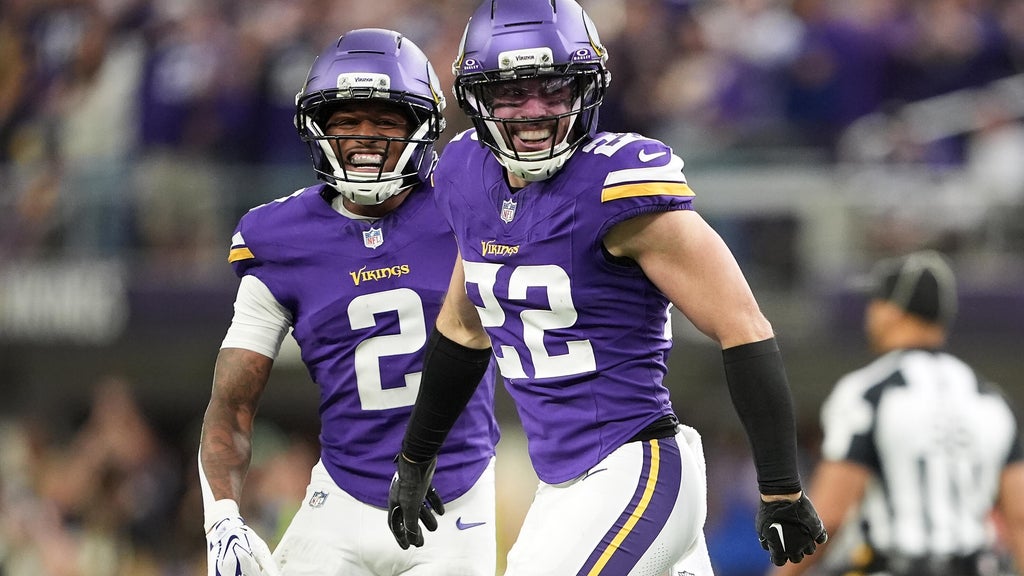 Vikings defense clamps down on Daniel Jones and the Colts for a 16-10 victory to stay undefeated — WCCO / CBS Minnesota, White Bear Lake Arts news