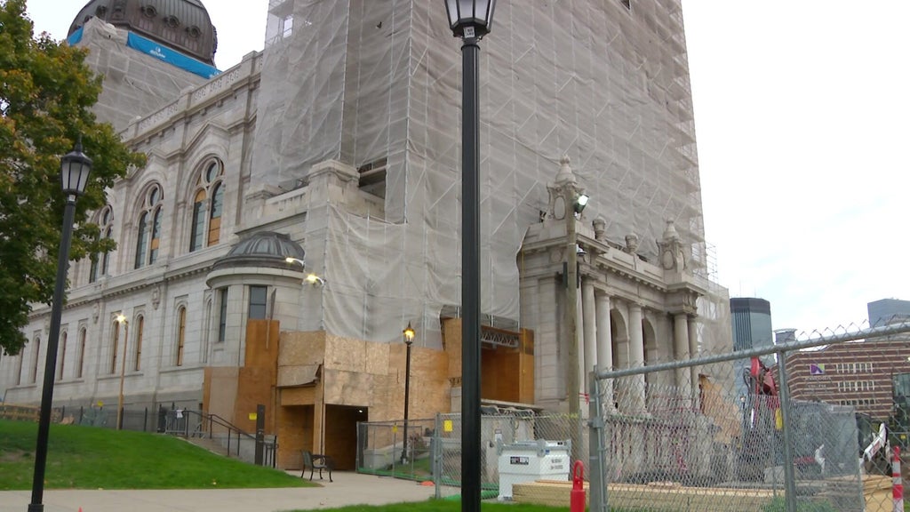 No charges yet after break-in at Basilica of St. Mary in Minneapolis — White Bear Lake Business news