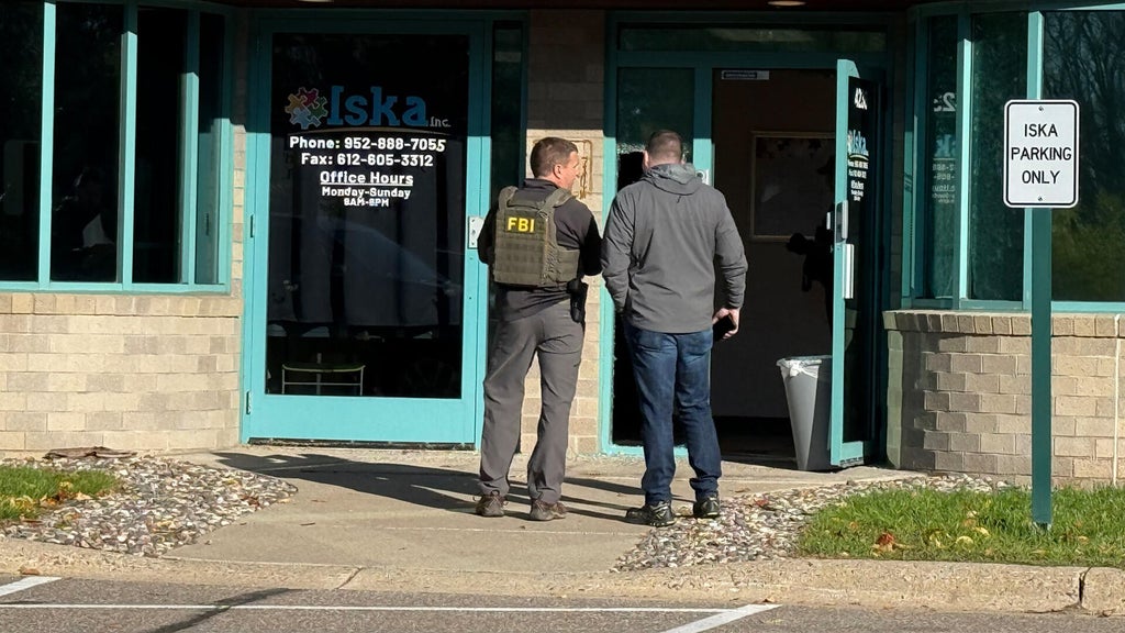 Federal law enforcement officers in Twin Cities Thursday for "court-authorized investigative activity," FBI says — White Bear Lake Business news