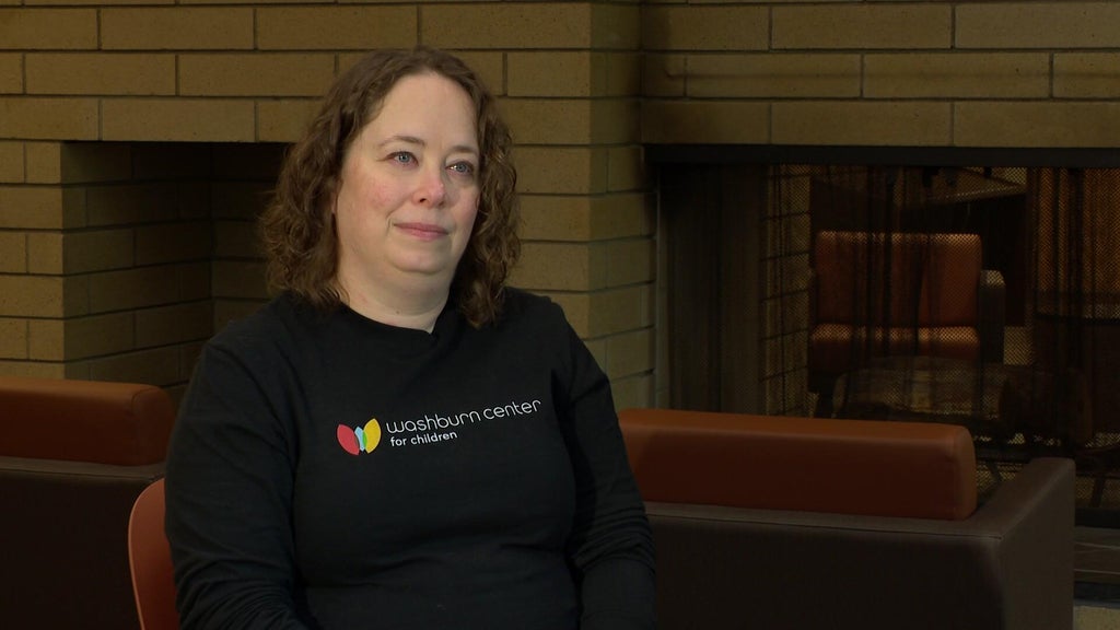 Expert shares tips on how to talk with children about traumatic events — WCCO / CBS Minnesota, White Bear Lake Health news