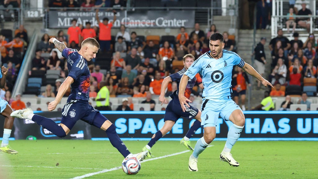 Jonathan Bond earns 12th clean sheet of the season as Dynamo play Minnesota to scoreless draw — WCCO / CBS Minnesota, White Bear Lake Real Estate news