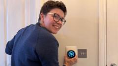 Before you crank up the thermostat, try these tips to keep your house warmer for longer — BBC Business, White Bear Lake Business news