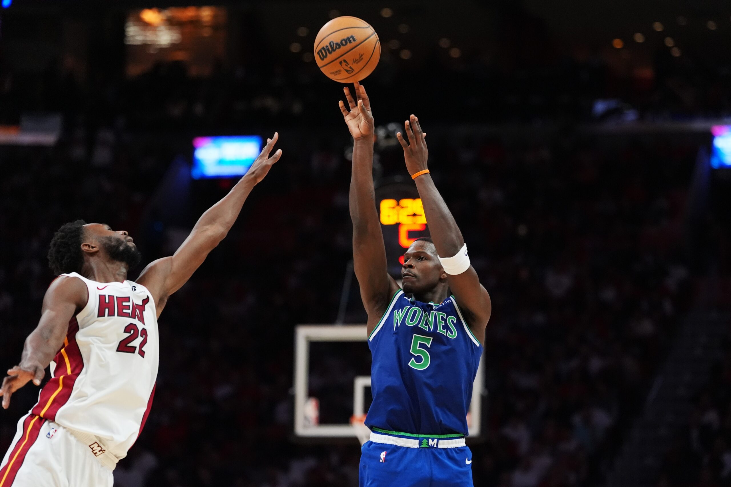 Anthony Edwards scores 45, Wolves roll past Heat 131-106 to spoil Giannis’ opener — KSTP 5, White Bear Lake Business news