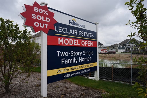 The average 30-year US mortgage rate dips to 7.24%, the lowest level in more than a month. — White Bear Lake Real Estate news