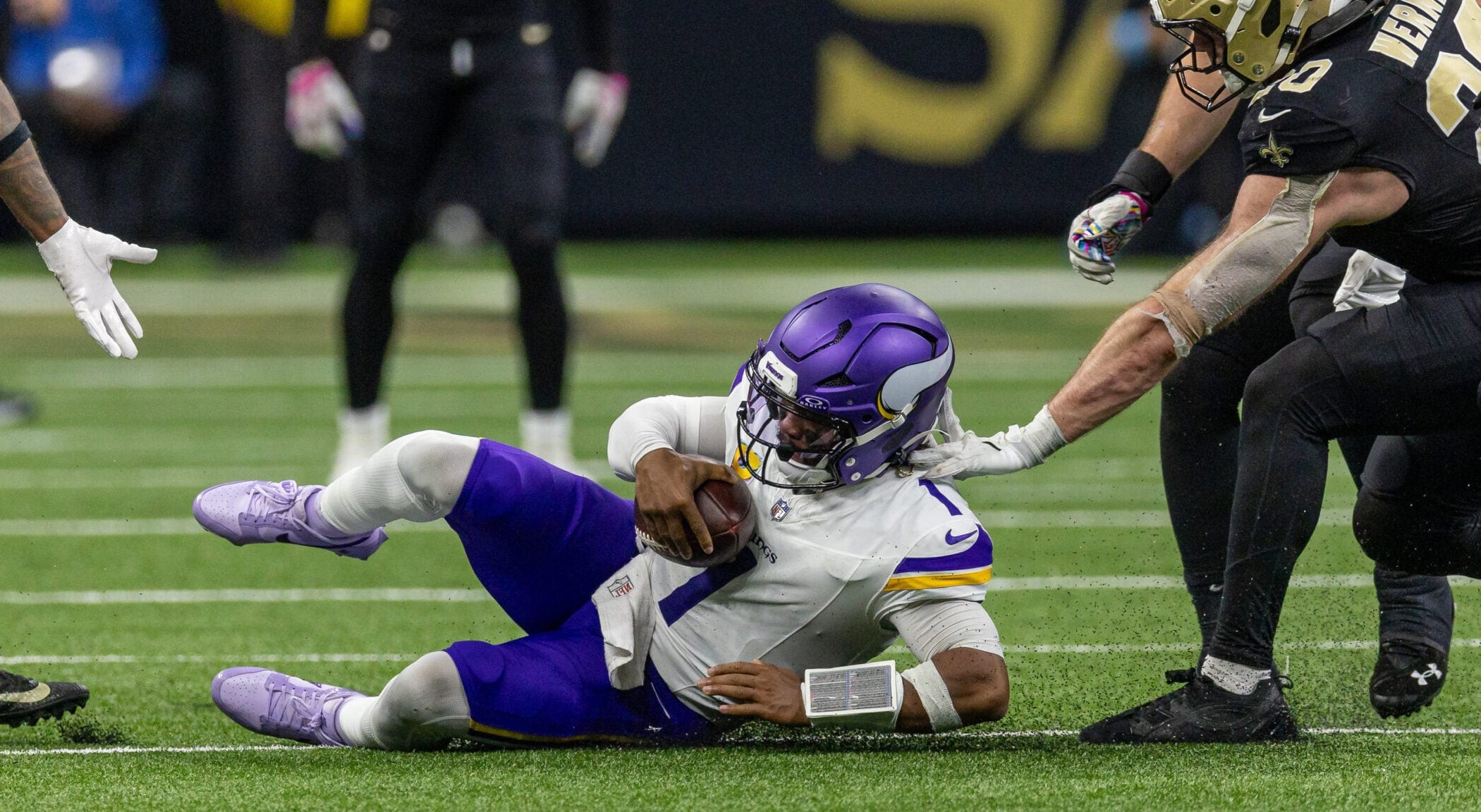 Kyler Murray Needs to Stop Sliding Before He Gets Hurt Again — Minnesota Sports Fan, White Bear Lake Sports news