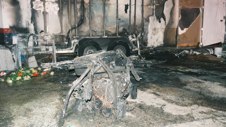 'I'm going back' | East Sixth Street food truck owner recovering after generator explosion burns trailer — KVUE (Austin), White Bear Lake Dining news